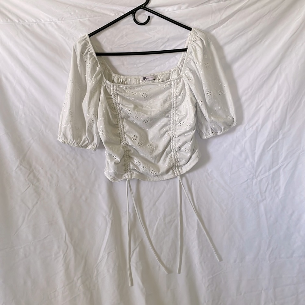 SO. Lightly used. Polyester and cotton blend.